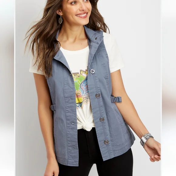 Hooded vest, Maurices size XL, new without tag. - Picture 3 of 17